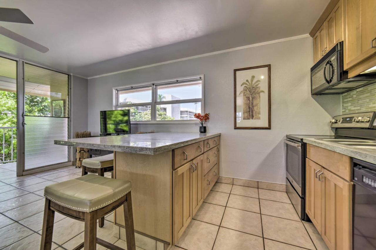 Beautiful Kihei Condo - Walk To The Beach! Exterior photo
